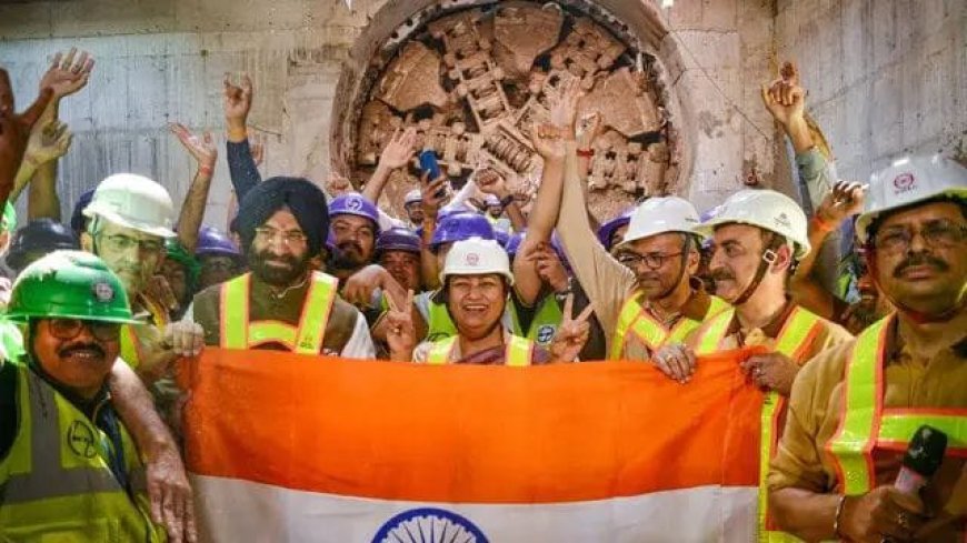 दिल्ली मेट्रो का नया कीर्तिमान: पाताल में भी दौड़ेगी मेट्रो!