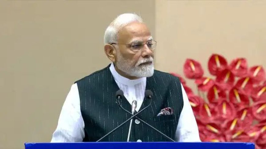 WAVES 2025 भारत 1 अरब से ज्यादा कहानियों का देश है — PM मोदी का सांस्कृतिक सशक्तिकरण पर जोर